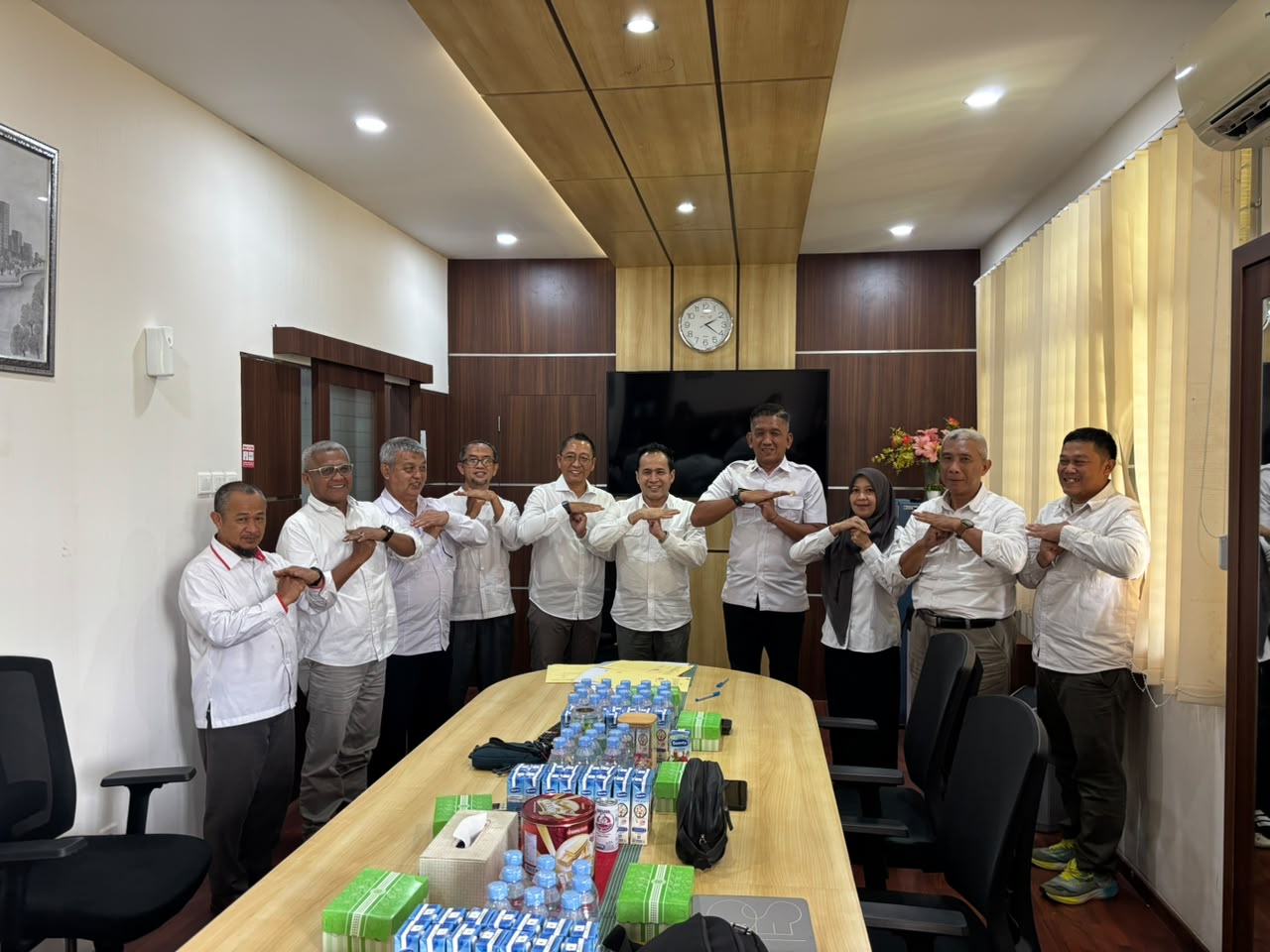 Penandatanganan MoU FKIP dan DISPORA Kutai Timur